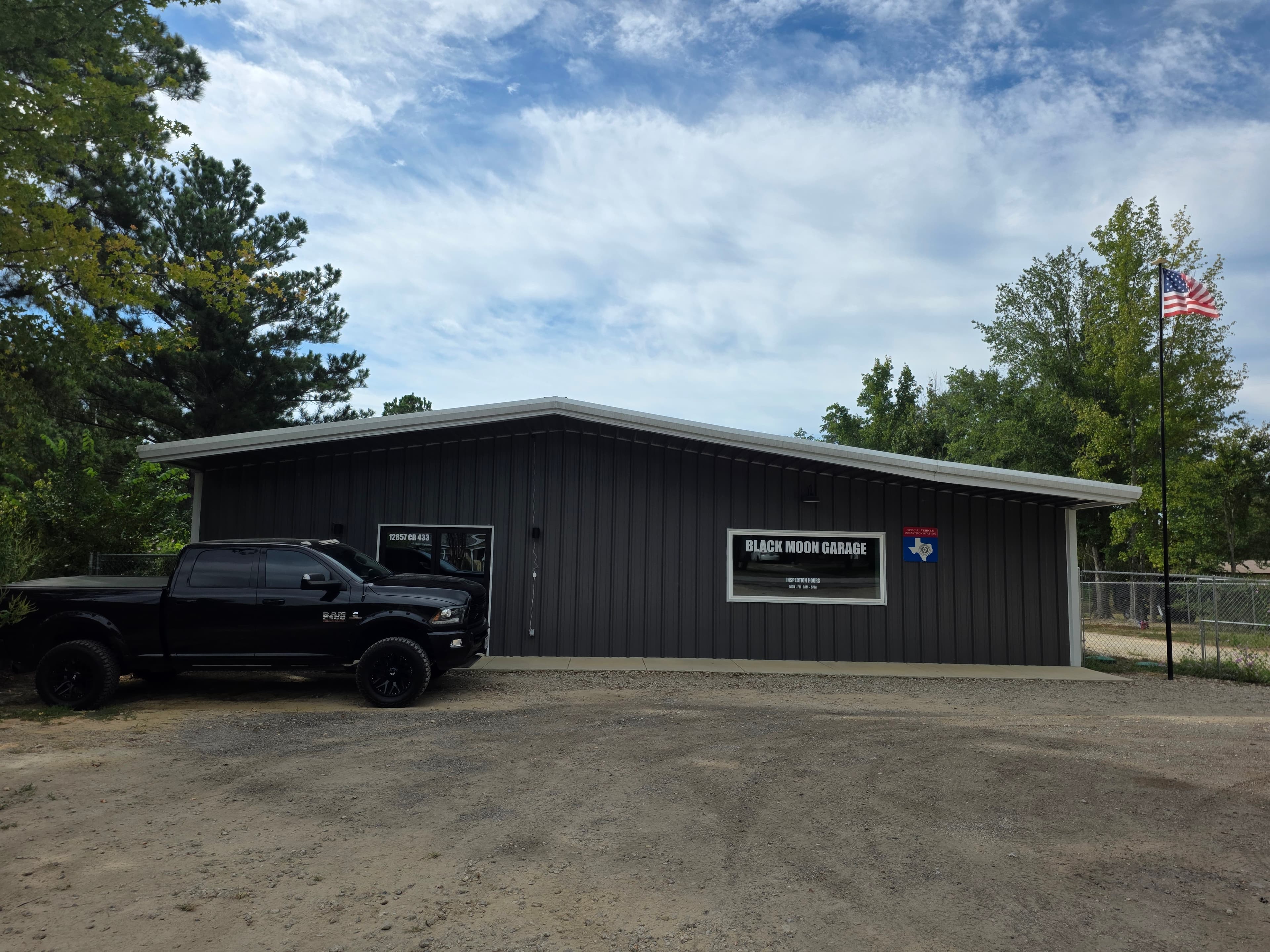 Black Moon Garage